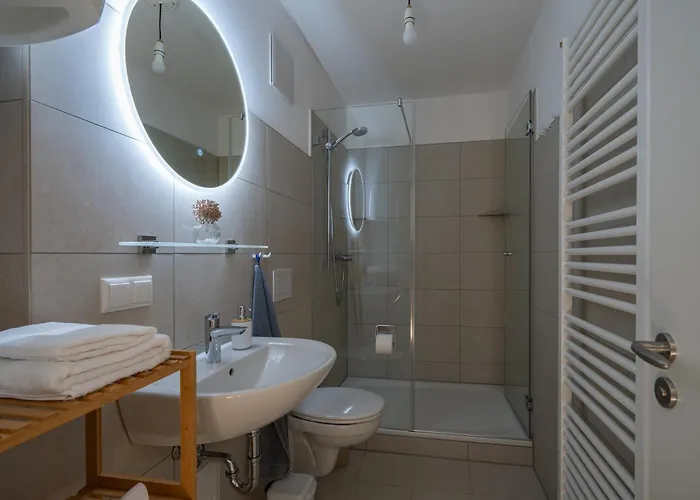 Lindenhof Michaelis - Urlaub Auf Dem Historischen Gutshof Apartment *