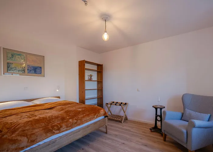 Lindenhof Michaelis - Urlaub Auf Dem Historischen Gutshof Apartment *